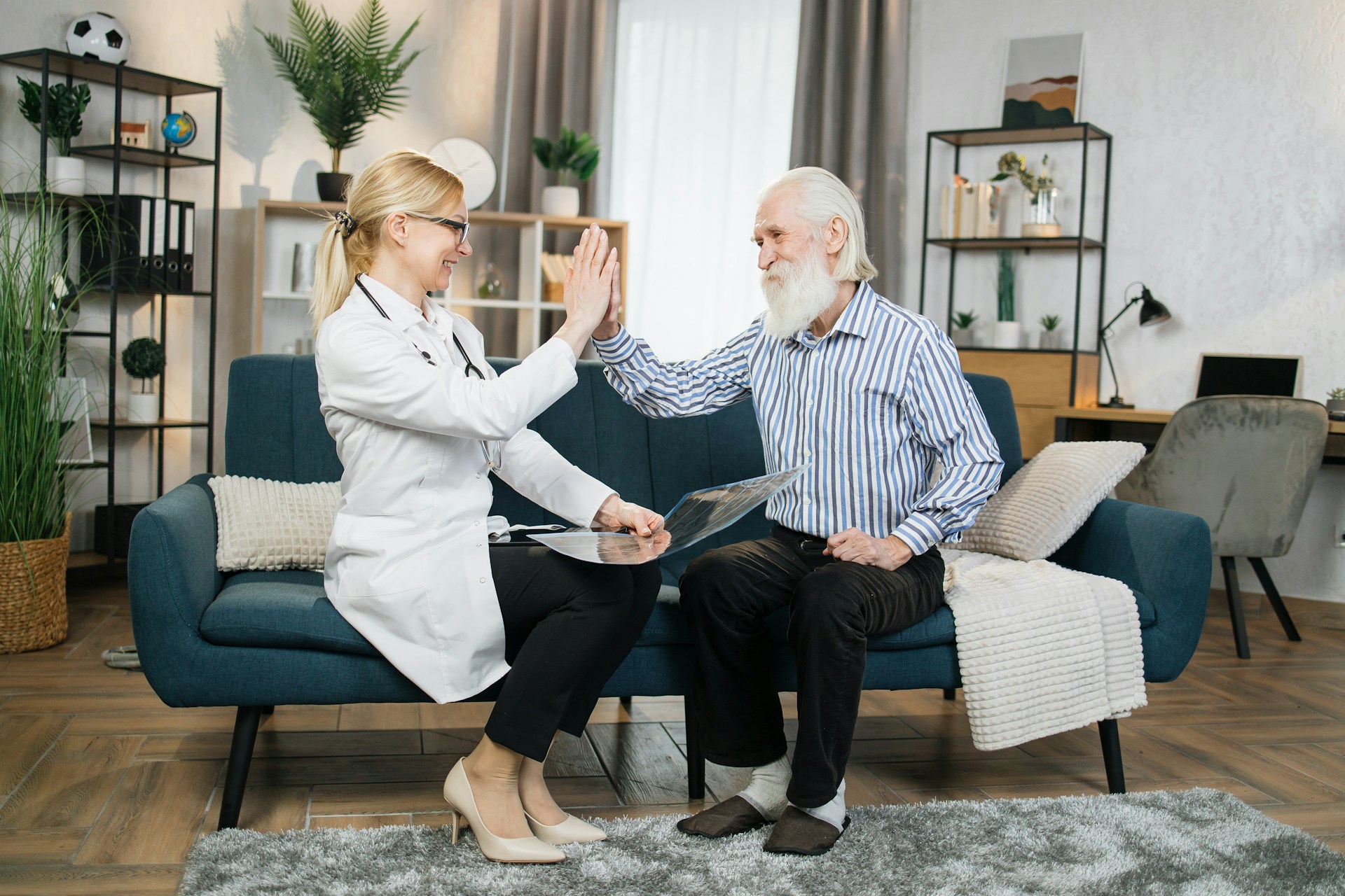 Choosing a Geriatrician Near Me: Key Considerations for Families